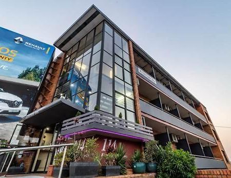 Kingsford Riverside Inn Brisbane Exterior foto