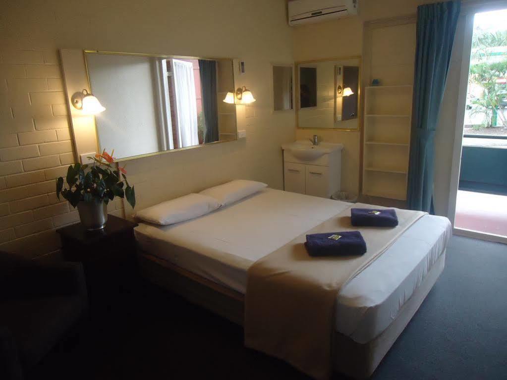 Kingsford Riverside Inn Brisbane Exterior foto